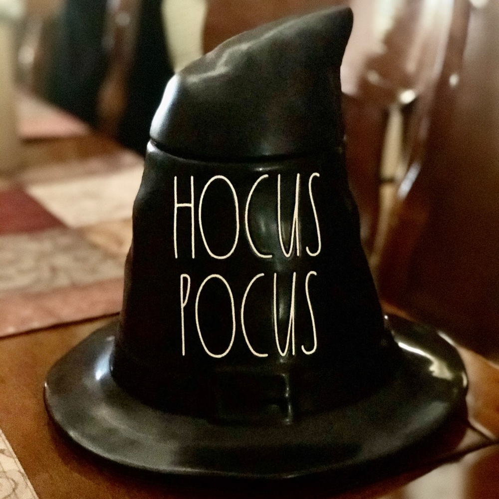 New 2020 Rae Dunn Hocus Pocus Witch Hat Canister